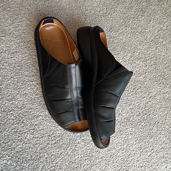 Haflinger Size 40 Black Leather Slip on Shoes - Picture 5 of 8